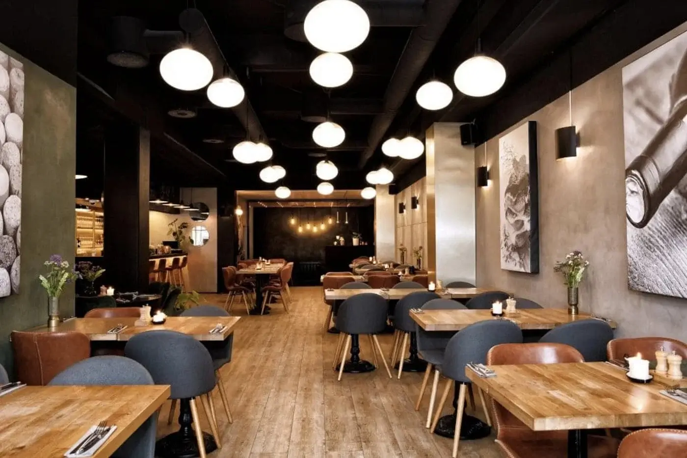 Indretning og restaurantstemning hos Cook's